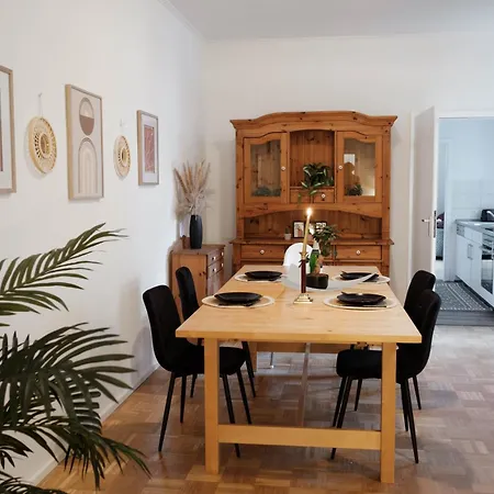 Apartment Central, Cozy & Family-friendly In Essen